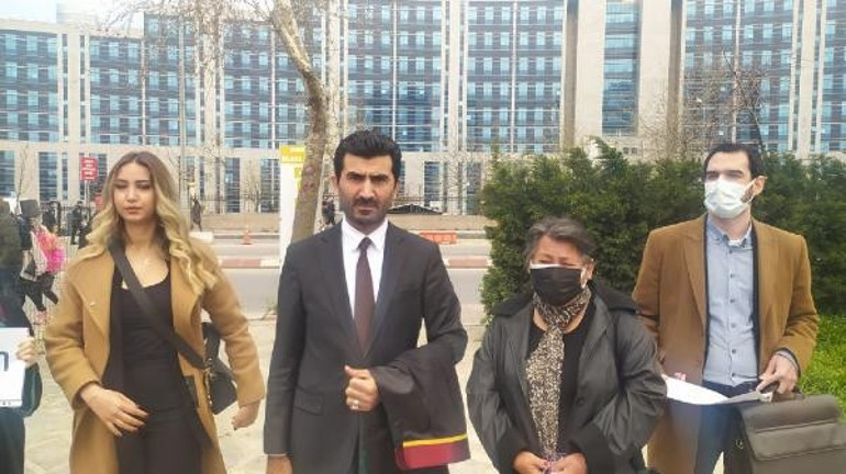 Hande Çinkitaş cinayetinde flaş gelişme Baba ve üvey anne tahliye edildi, öz anne gözyaşlarına boğuldu