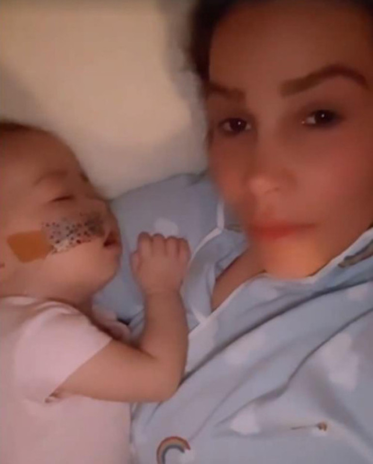 Kızımın uyandığı her sabah bir nimet: Ünlü çiftin 8 aylık bebeği lösemiyle mücadele ediyor