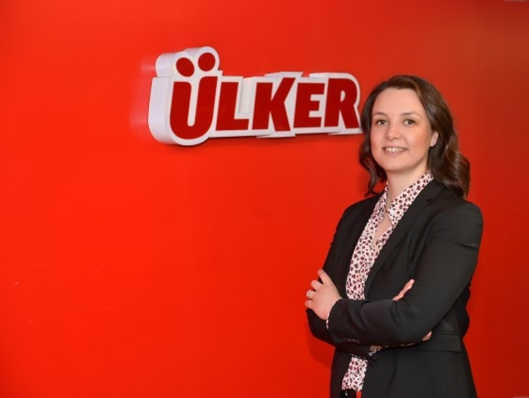 Ülker’den çocuklara 23 Nisan’a özel fidan hediyesi