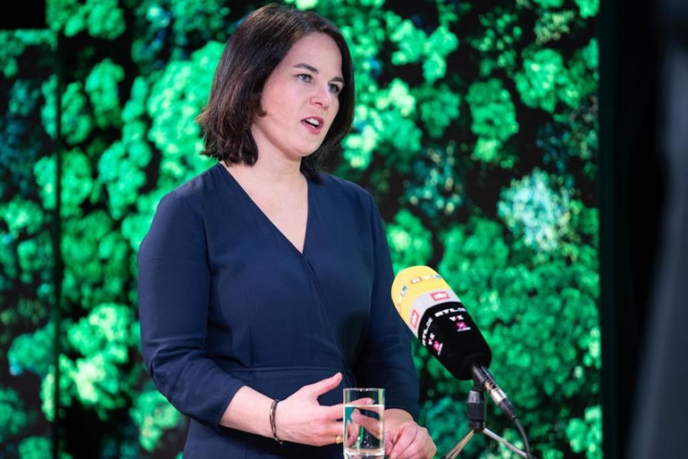 Almanyada Yeşiller Partisinin başbakan adayı Annalena Baerbock olacak