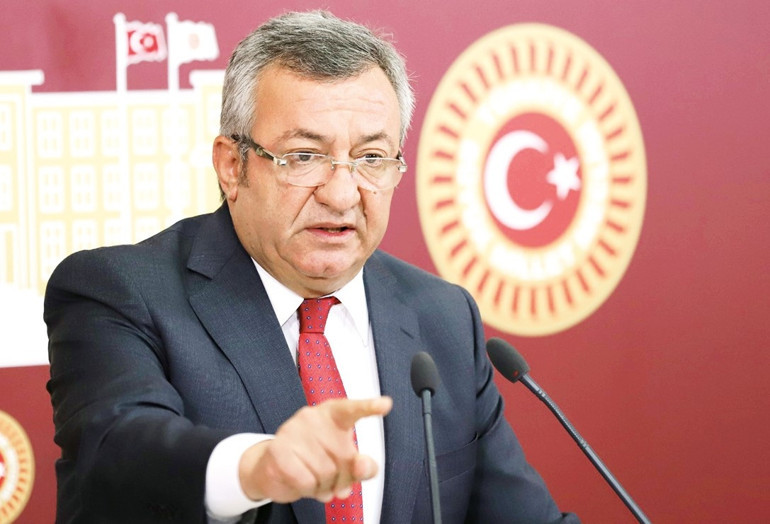 ‘Menderes’in sonu’ demeden konuşmayı öğrenemediler