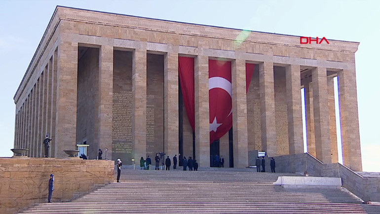 23 Nisan ve TBMMnin 101. açılış yıl dönümü kutlanıyor Meclis ve Anıtkabirde tören