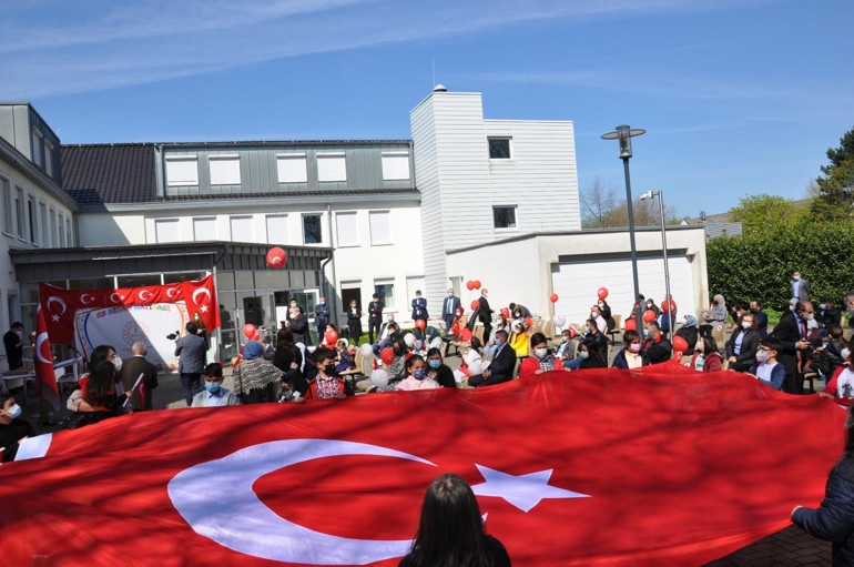 Avrupa’da 23 Nisan coşkusu