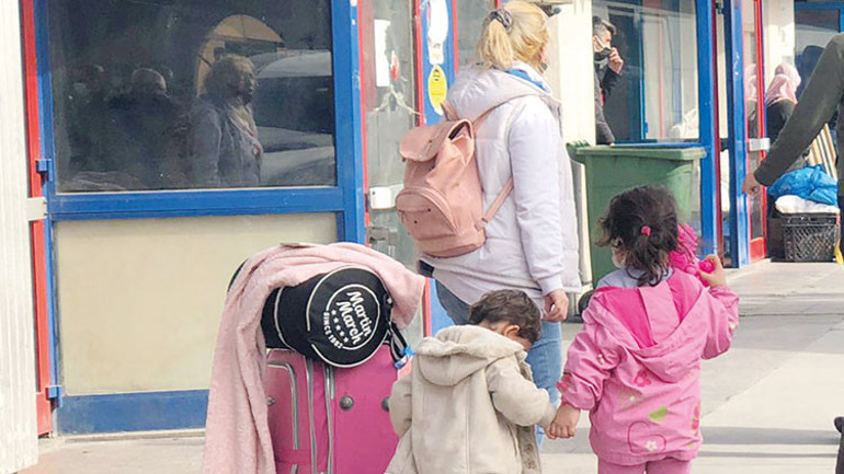 Tam kapanma göçü başladı... Yasak öncesi büyük kaçış