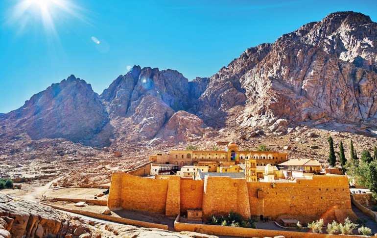 Bahar serinliğinden Mısır’ın kızgın kumlarına...