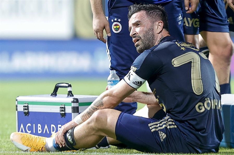 Alanyaspor - Fenerbahçe maçı sonrası çok konuşulan eleştiri Mesut Özil ve Luiz Gustavo...