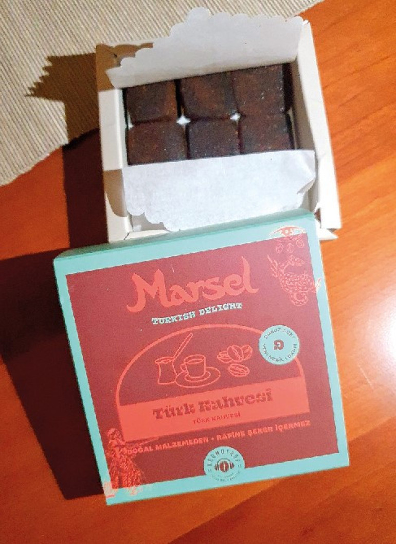 Nedensiz bir mutluluk