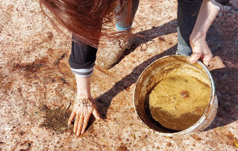 Nedensiz bir mutluluk