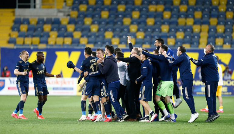 Ankara dönüşü Fenerbahçe için flaş iddia Emre Belözoğlu yeni sezonda....