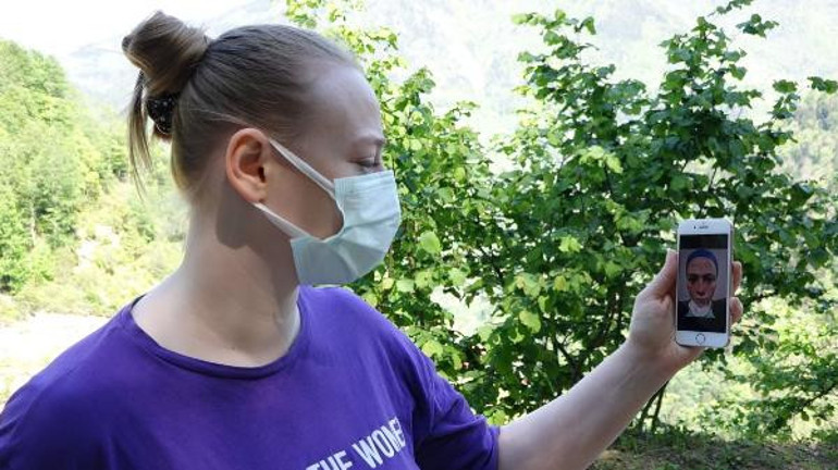 Salgınla savaşan sağlıkçıların simgesi olmuştu Hemşire Seher Altuncu konuştu...