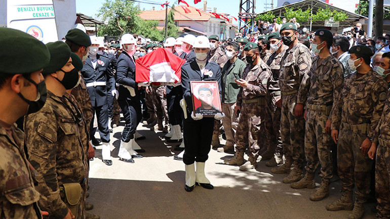 Şehit Özel Harekat Polisi Veli Kabalaya acı veda