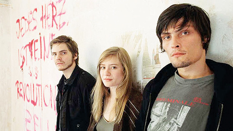 Güneş ufuktan şimdi doğar, izleyelim arkadaşlar...