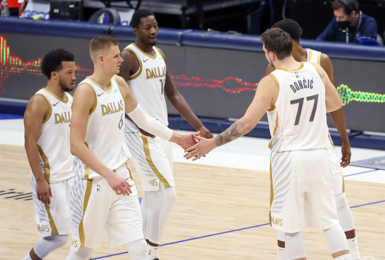 NBAde Gecenin Sonuçları: Magici yenen 76ers, Doğu liderliğini garantiledi Furkandan 10 sayı...