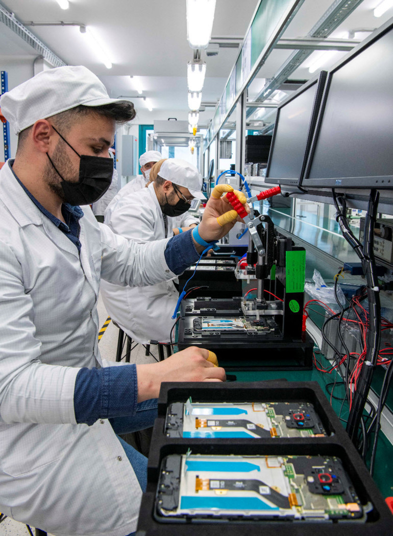 Tecno Mobile, 35 milyon dolar yatırımla Türkiyede üretime başladı