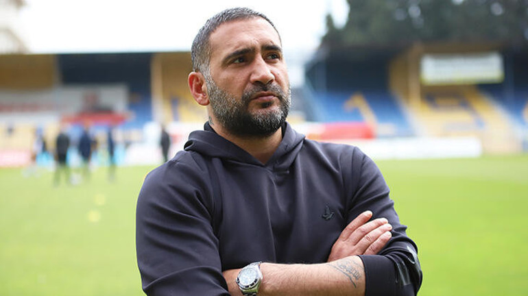 Menemenspor eski teknik direktörü Cenk Laleci ile anlaştı Ümit Karan sonrası...