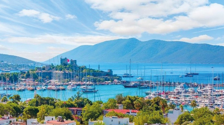 Tuvana Türkay Londra’da oyunculuk  eğitimi verecek