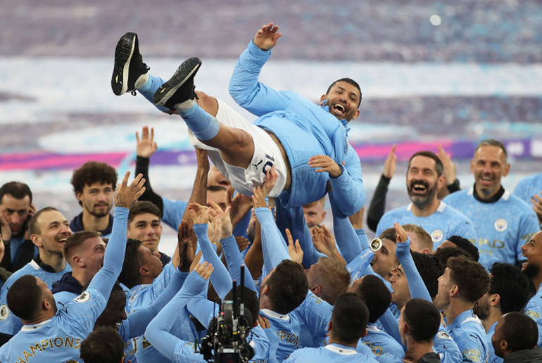 Bonkör Sergio Agüero Machester Cityli çalışanlara milyonları dağıttı
