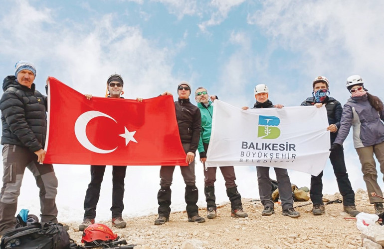 Gazeteciler Aladağlar’da zirve yaptı