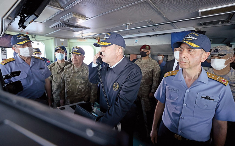 Bakan Akar: Atatürkçülüğümüzü sorgulamak kimsenin haddi değildir