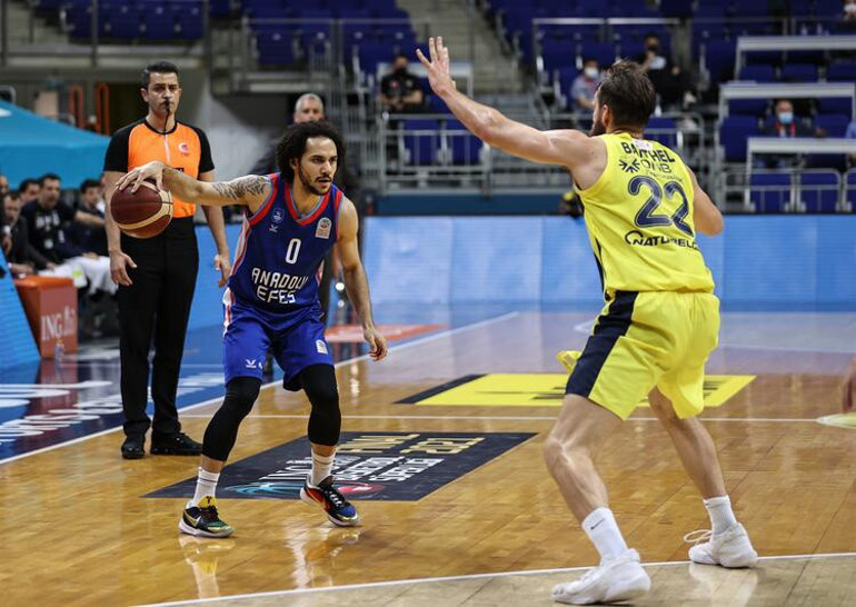Son Dakika: Fenerbahçe Bekoyu deviren Anadolu Efes, Basketbol Süper Liginde şampiyon oldu