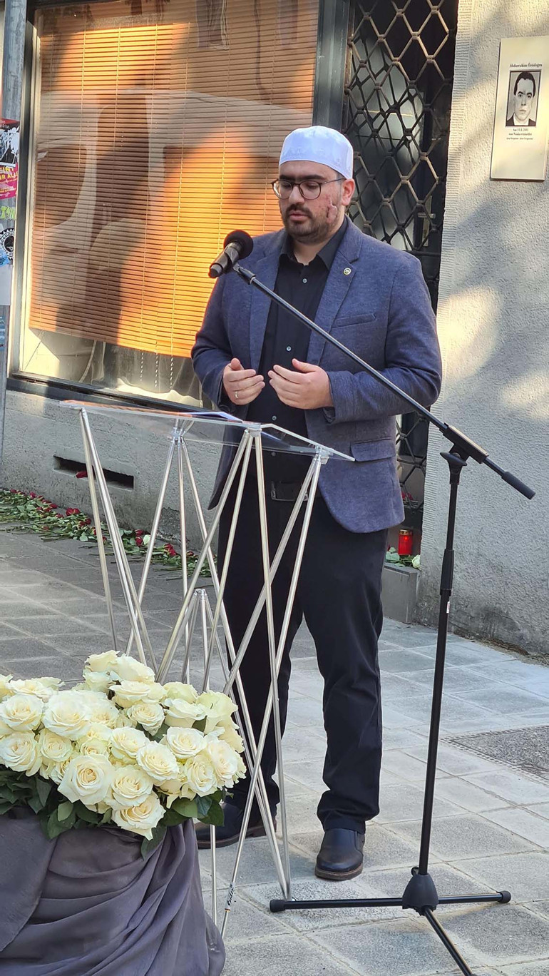 ‘Türkler hiçbir yere gitmiyor ve gitmeyecek’