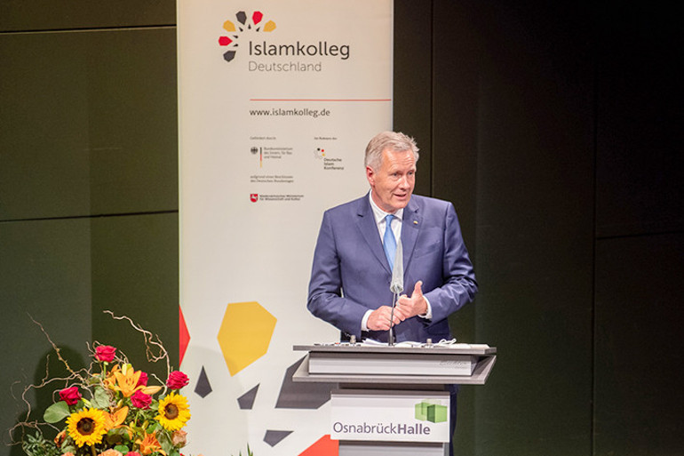 ‘İslam Koleji projesine katılmadık, çünkü...