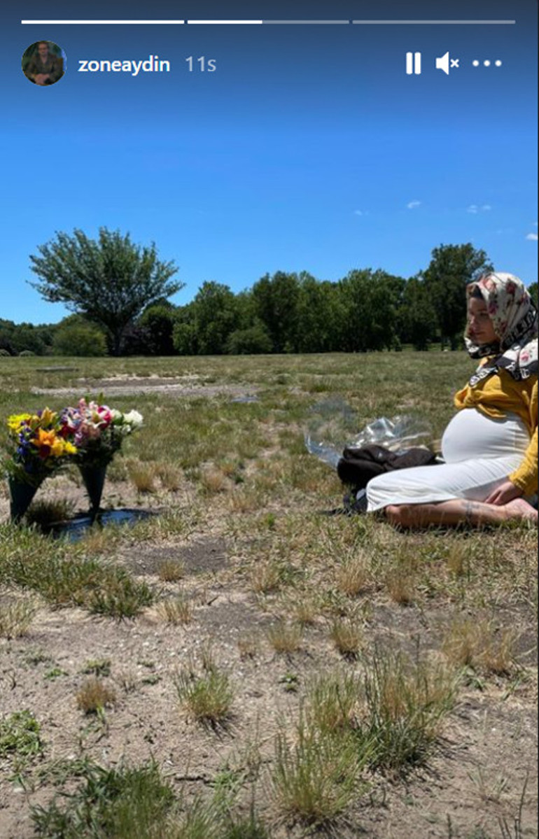 Alev Aydın’la aşk yaşayan ABD’li şarkıcı Halsey: Çocuğumuz hem Noel’i hem ramazanı yaşayacak