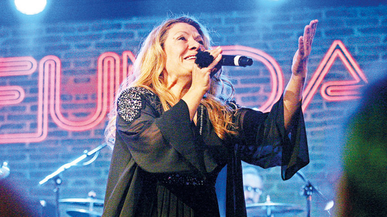 Funda: Türk dizilerinin en çok kullandığı şarkıyı söyledim