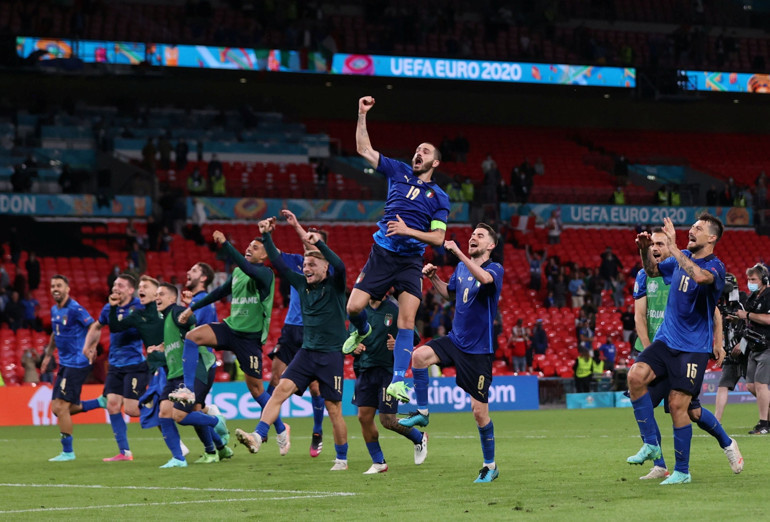 EURO 2020ye İtalya damgası Avusturya maçında 3 farklı şekilde tarihe geçtiler...