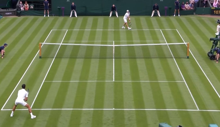 Wimbledona sakatlıklar damga vurdu Federerin şansı ve Serena Williamsın gözyaşları... Zemin neden bu kadar kaygan