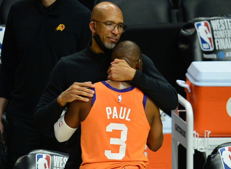 Son Dakika: Phoenix Suns 28 yıl sonra bir ilki başardı Ancak geceye damga vuran olay kavga oldu... Maçtan atıldı...