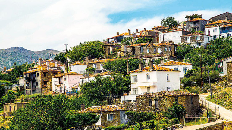 Tarih, doğa, spor, deniz... Hepsi bir arada, bir adada