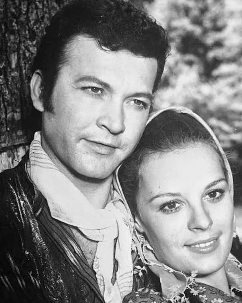 Harika Uygur, Kartal Tibeti anlattı: Eve yiyecek alacak paramız yok, ekmeği bölüşüyoruz...