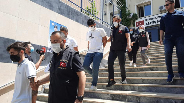 Büyükçekmecedeki çifte cinayette sır perdesi aralandı Korkunç detaylar