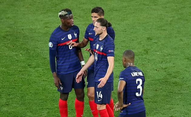 EURO 2020den erken elenen Fransada kriz büyüyor Kıskançlık, negatif enerji ve kavga...