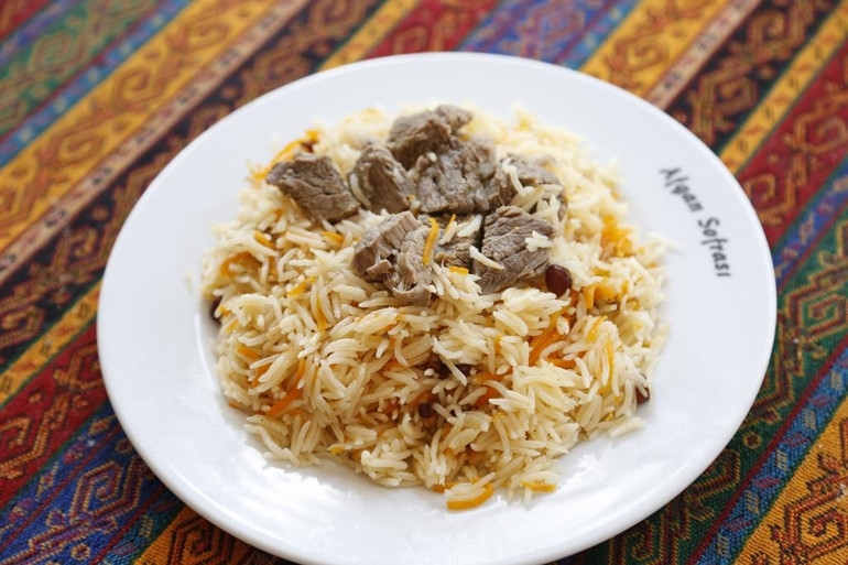 Kültür merkezi gibi restoran