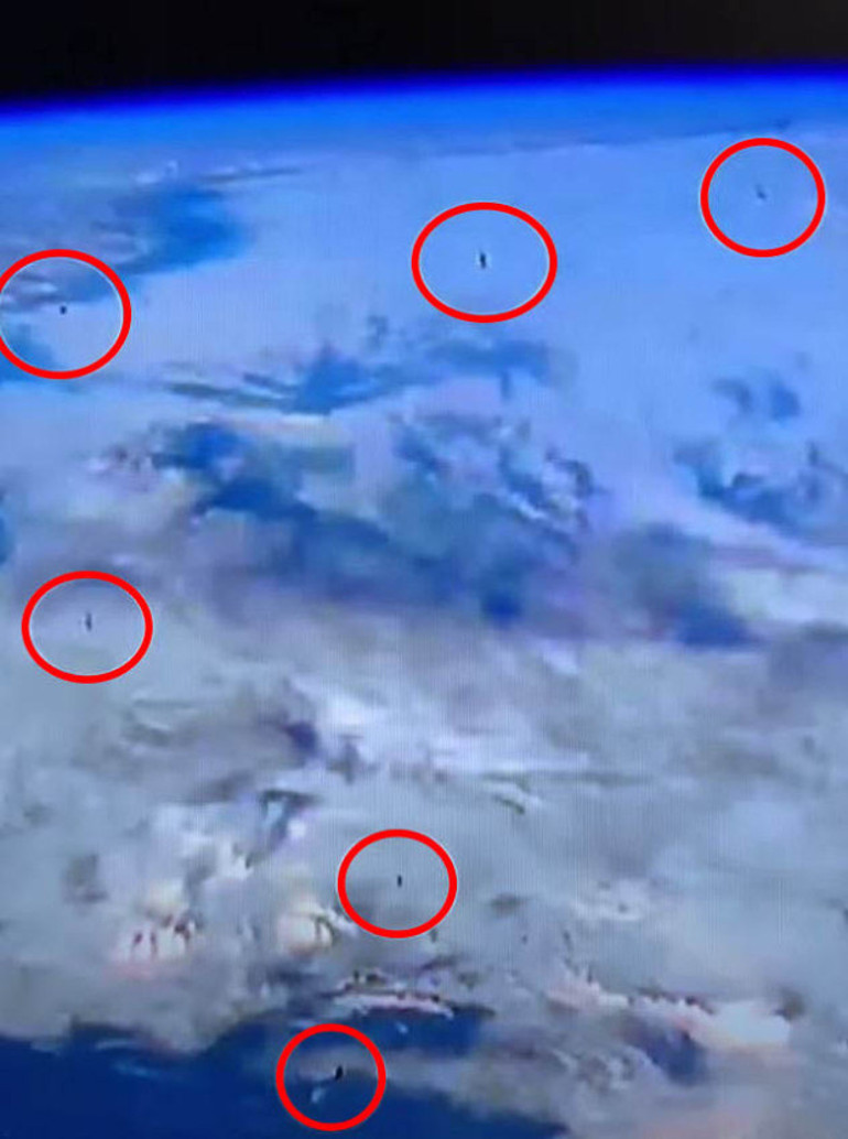 NASA canlı yayınında şoke eden görüntüler... UFO paniği