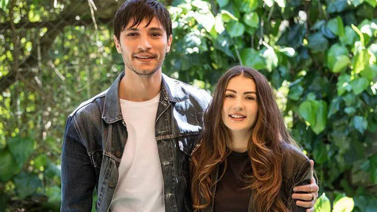 Aşk Mantık İntikam dizisinin Esra’sı Burcu Özberk kimdir, kaç yaşında Burcu Özberk’in oynadığı diziler