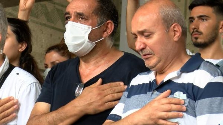 Feci kazada genç müzisyen Yeliz Aykaç hayatını kaybetti, 2.5 yaşındaki kızı yoğun bakımda