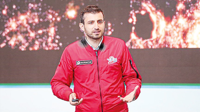 Bayraktar, Muharip İnsansız Uçak Sistemi’ni duyurdu: İlk uçuş 2023’te