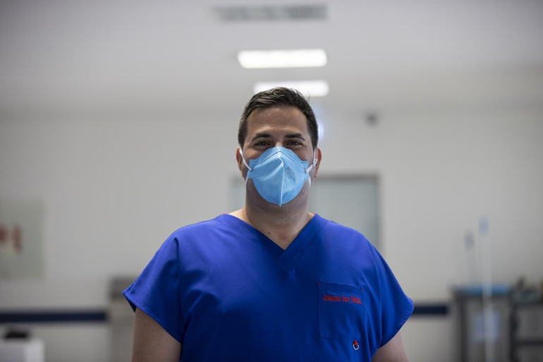 Sağlık personeli görevinin başında