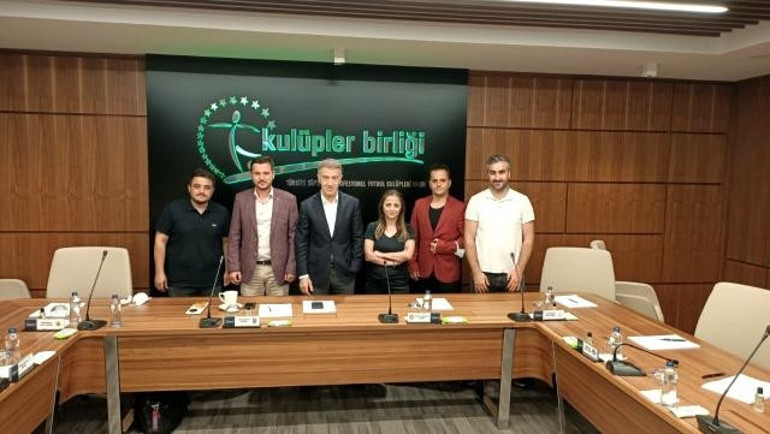 Trabzonspor Başkanı Ağaoğlundan Uğurcan Çakır ve Ekuban açıklaması Nadir bulunan taşlar değerlidir...