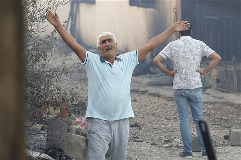 Son dakika: Manavgat yangını kontrol altına alındı 4 farklı noktada yangın... Mahalleler boşaltıldı Dehşet verici görüntüler geliyor