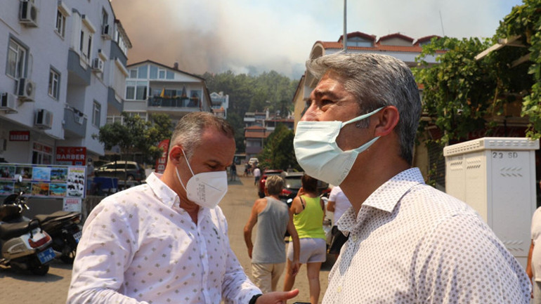 Son dakika: Marmaristeki orman yangını Bir kişi hayatını kaybetti, bölgeden dehşet verici kareler geliyor...