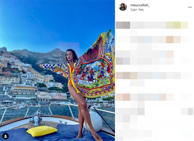 İngiliz kraliyet ailesinin damadı, Prenses Eugenienin kocası Jack Brooksbank, üç kadınla teknede görüntülendi: Kayınvalidesi böyle savundu