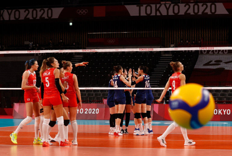 Son dakika: Türkiye 2 - 3 Güney Kore (Filenin Sultanları Tokyo 2020ye veda etti...)
