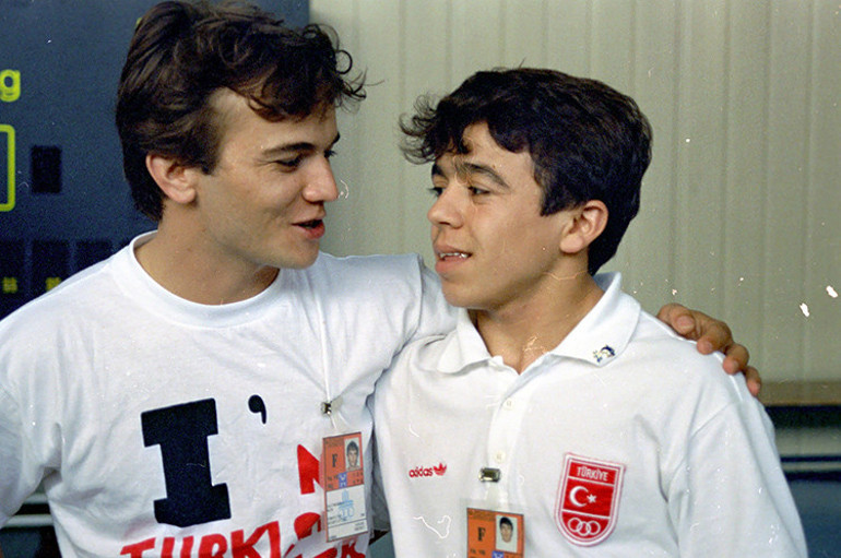 Göndermesek morali bozulurdu... Bir dönem fırtına gibi eserdik... Halterimize ne oldu