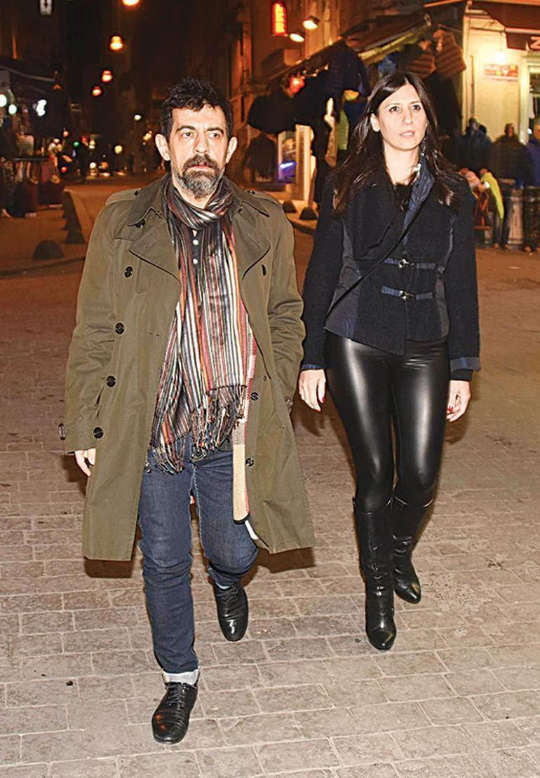 Okan Bayülgen ile sevgilisi Selin Atasoy aynı sahnede