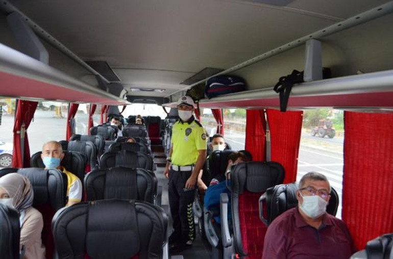 43 ilin geçiş noktasında denetimler artırıldı Tek tek durdurdular