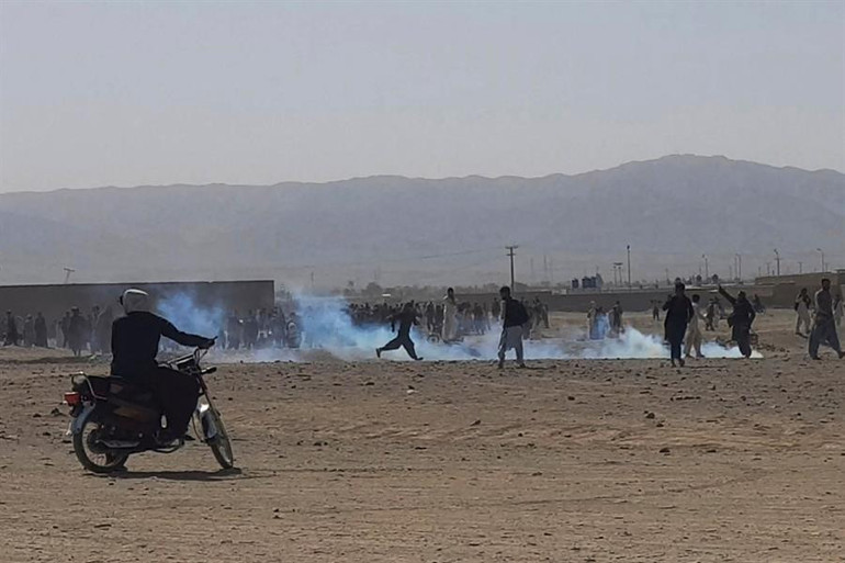 Son dakika: Afganistanda bir ilk Taliban bir kolordu komutanlığını ele geçirdi